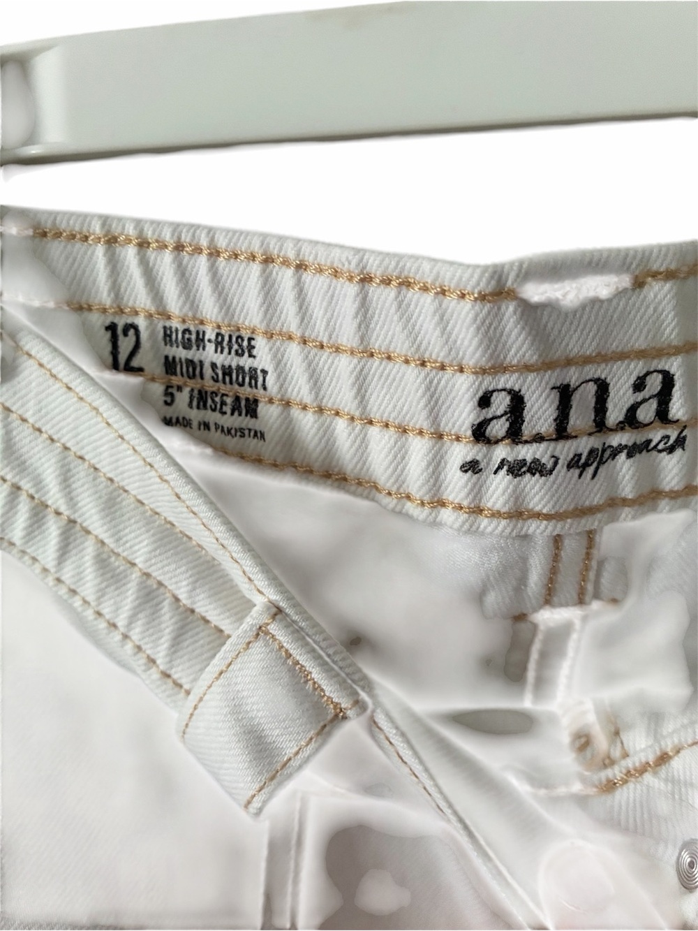 A.N.A High‑Rise Midi Shorts – White Denim– Size 12 – NWT - Picture 3 of 11